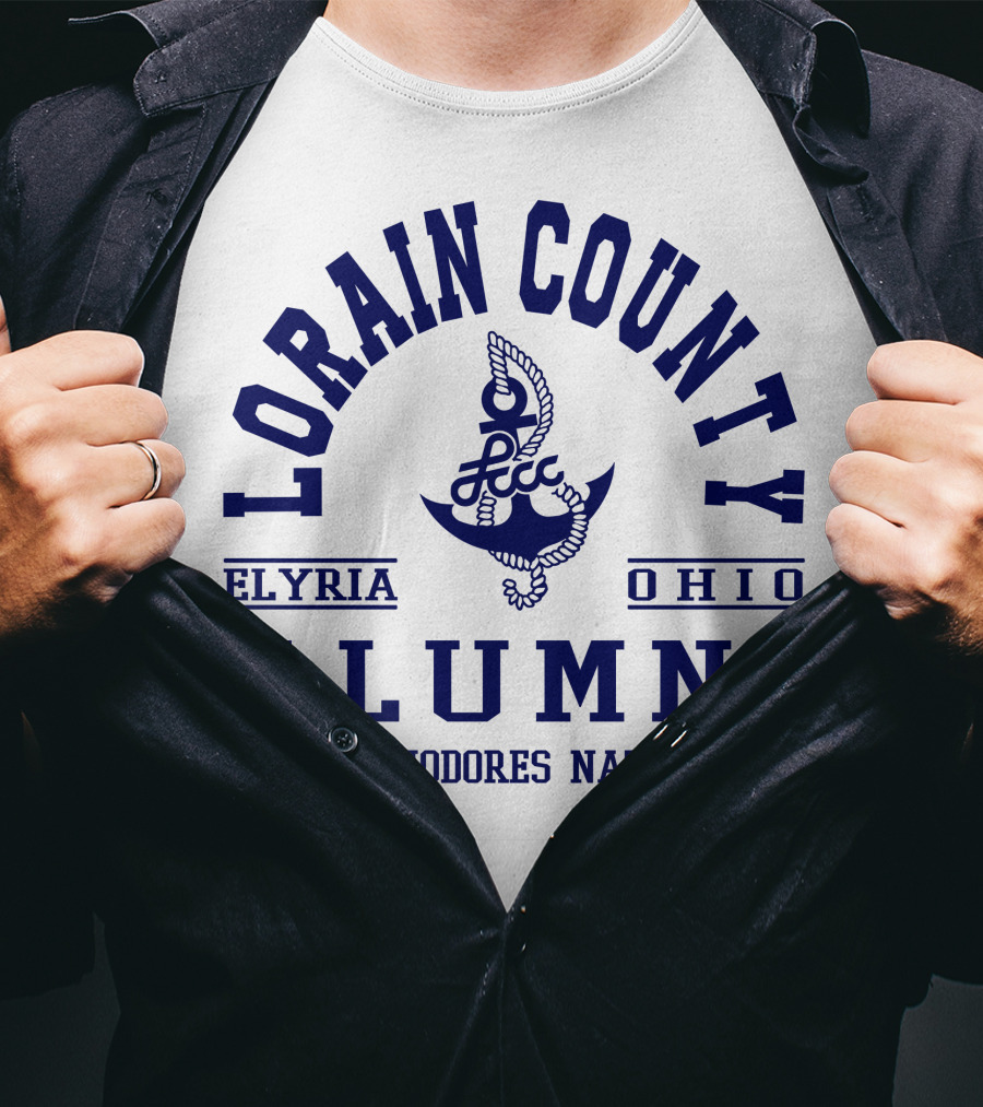 Lorain County Community College Alumni Elyria Ohio Commodores Nation T-Shirt