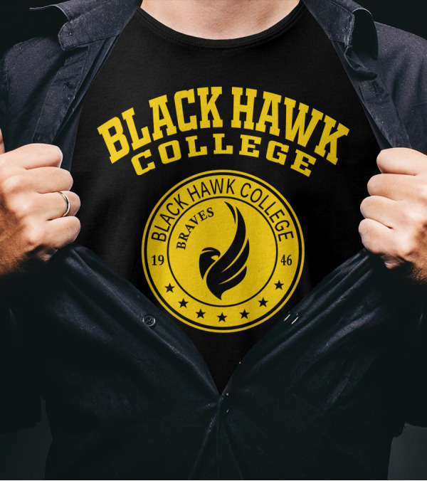 BLACK HAWK COLLEGE BRAVES 1946 STAR CREST T-Shirt