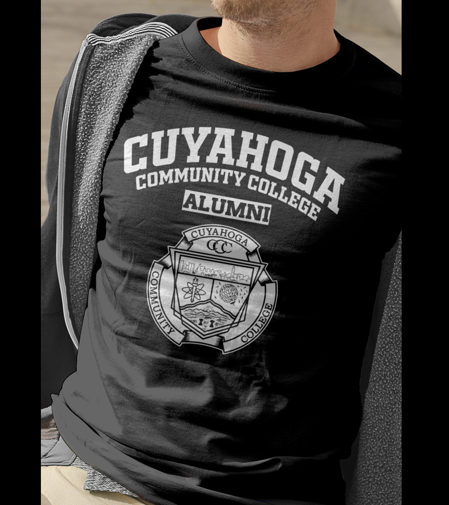 Cuyahoga Community College Alumni Crest Emblem T-Shirt