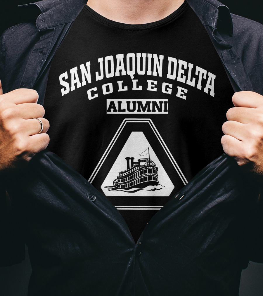 San Joaquin Delta College Alumni Steamboat Emblem T-Shirt