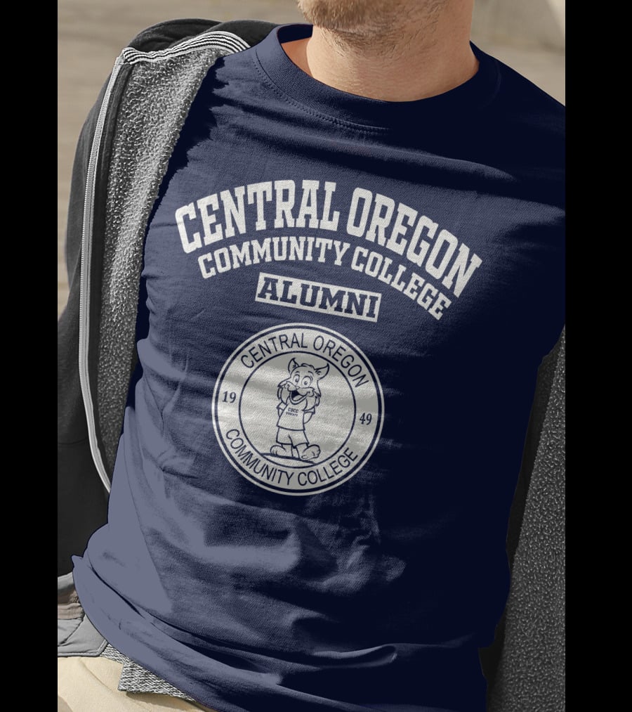 Central Oregon Community College Alumni 1949 Mascot Emblem T-Shirt