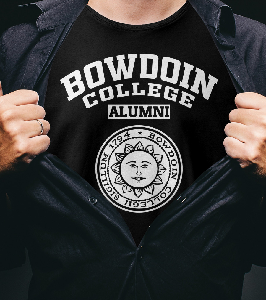 BOWDOIN COLLEGE ALUMNI 1794 SIGILLUM T-Shirt