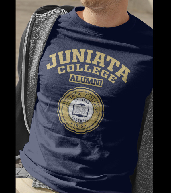 Juniata College Alumni Veritas Liberat Emblem 1876 T-Shirt