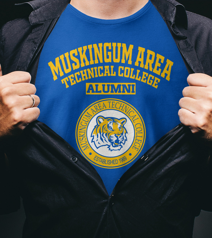 Muskingum Area Technical College Alumni Established 1969 Tiger T-Shirt
