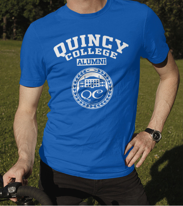 Quincy College Alumni QC MCMLVIII Crest T-Shirt