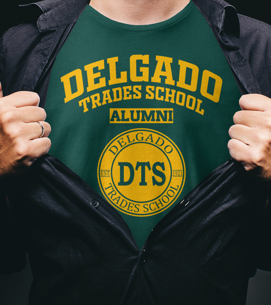 Delgado Trades School Alumni DTS EST 1921 T-Shirt