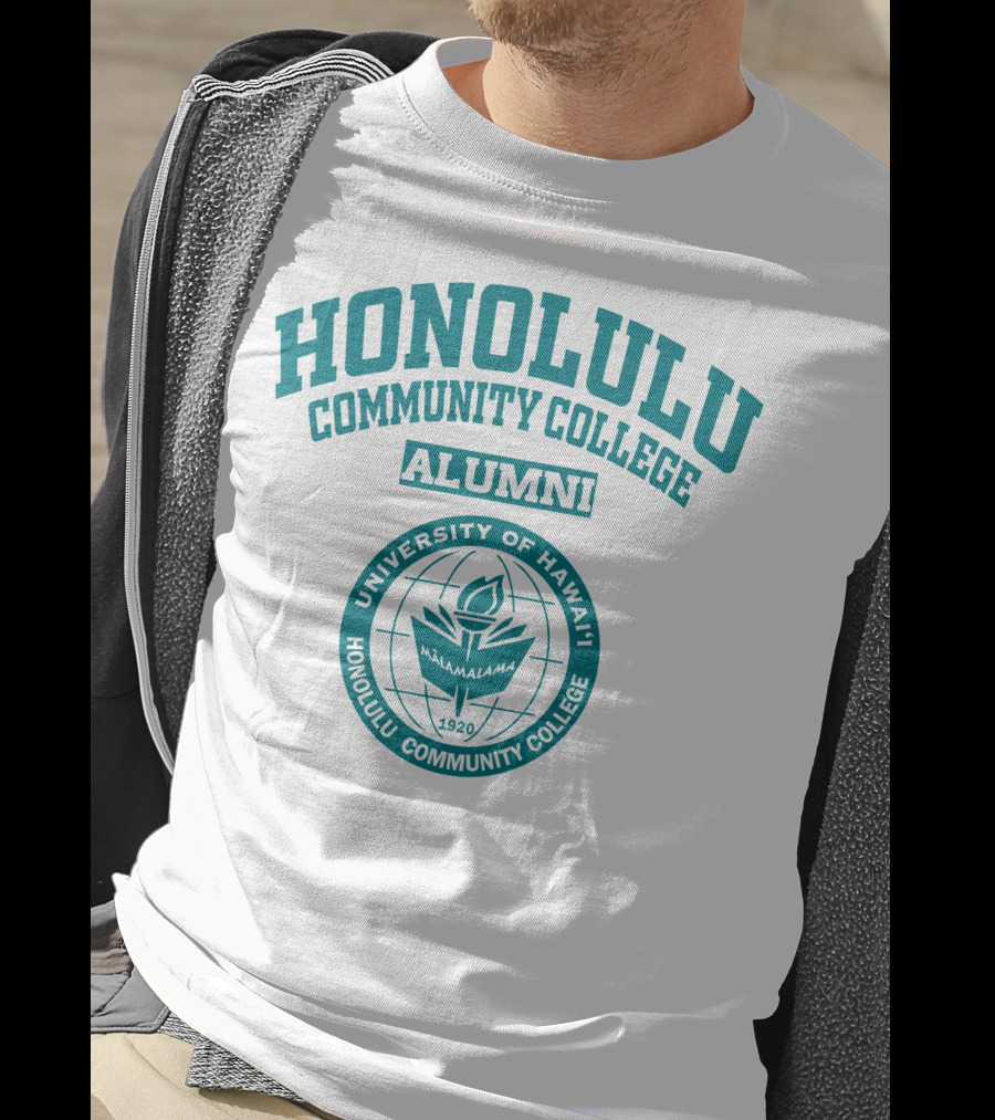 Honolulu Community College Alumni University Of Hawai'i Mālamalama 1920 T-Shirt