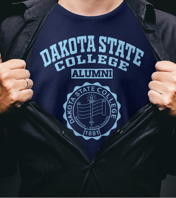 Dakota State College Madison South Dakota Alumni 1881 T-Shirt