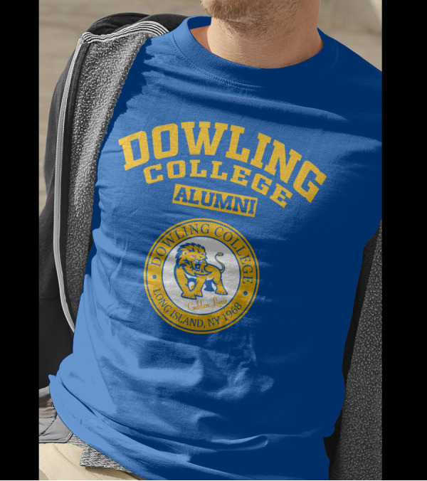Dowling College Alumni Golden Lions Long Island NY 1968 T-Shirt