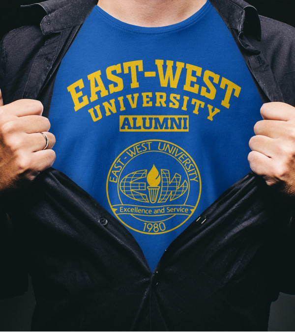 EAST–WEST UNIVERSITY ALUMNI EXCELLENCE AND SERVICE 1980 T-Shirt