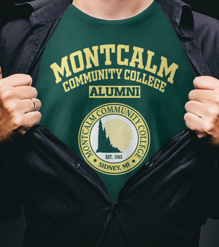 Montcalm Community College Alumni Est. 1965 Sidney MI T-Shirt