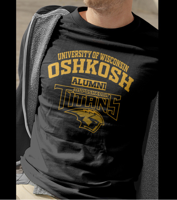 University Of Wisconsin Oshkosh Alumni UW Oshkosh Titans T-Shirt