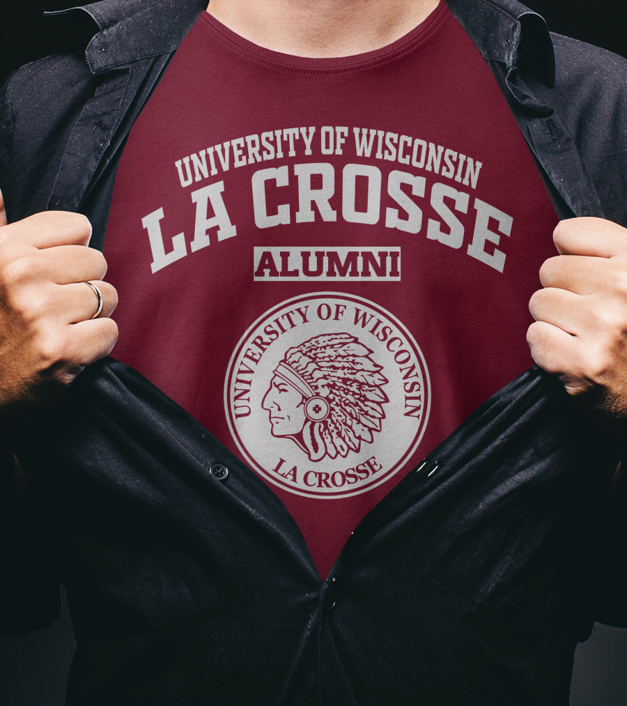 University Of Wisconsin La Crosse Alumni Indian Head T-Shirt