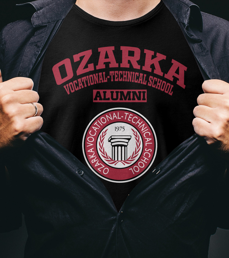Ozarka Vocational-Technical School Alumni 1975 Emblem T-Shirt