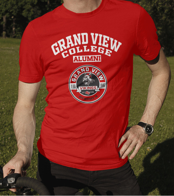 Grand View College Alumni Vikings Est 1896 Des Moines IA T-Shirt