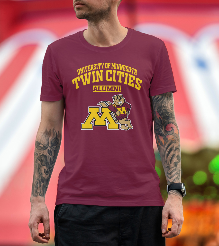 University of Minnesota Twin Cities Alumni Goldy Gopher M T-Shirt
