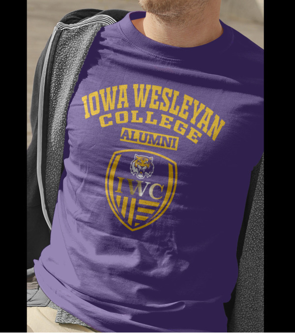 Iowa Wesleyan College Alumni IWC Tiger Crest T-Shirt