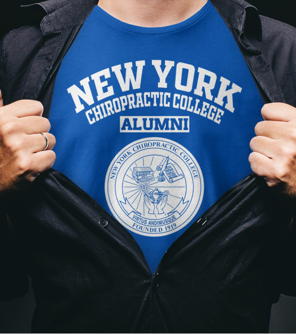 New York Chiropractic College Alumni Seal Founded 1919 Virtus Adimusque T-Shirt