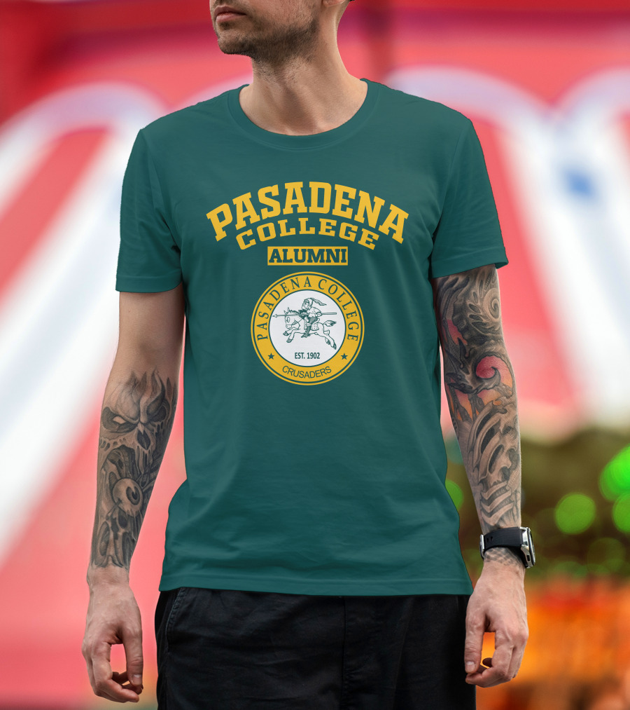 Pasadena College Alumni Crusaders Est. 1902 T-Shirt