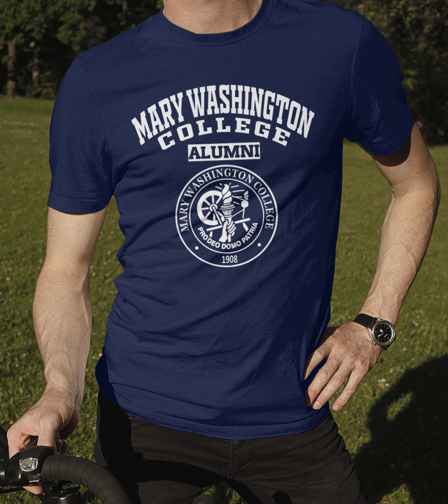 Mary Washington College Alumni Crest Pro Deo Domo Patria 1908 T-Shirt