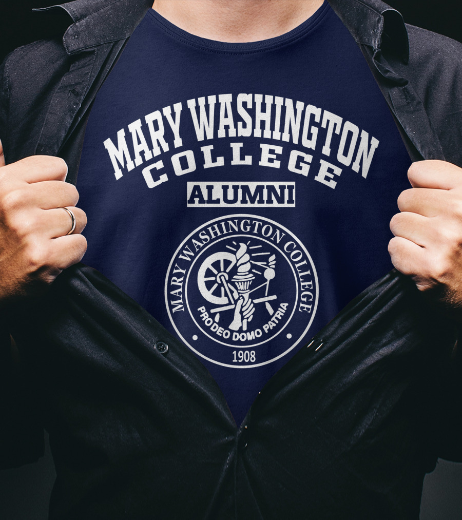 Mary Washington College Alumni Crest Pro Deo Domo Patria 1908 T-Shirt