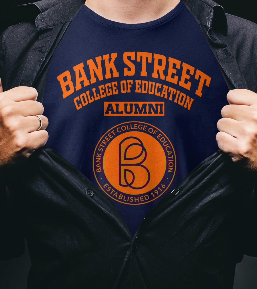 Bank Street College Of Education Alumni Established 1916 T-Shirt