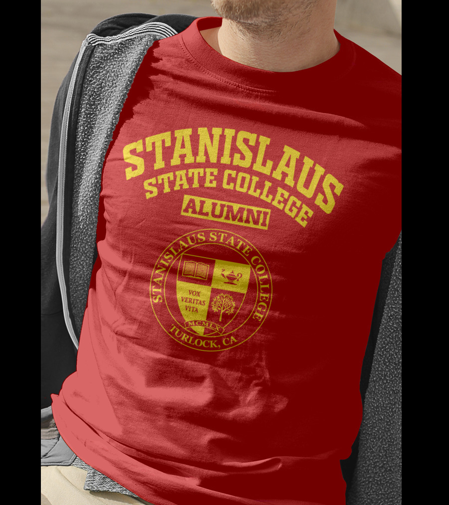 Stanislaus State College Alumni Seal Turlock CA Vox Veritas Vita T-Shirt