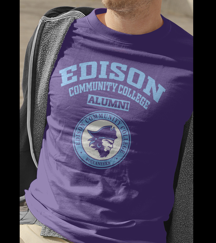 Edison Community College Alumni Buccaneers T-Shirt