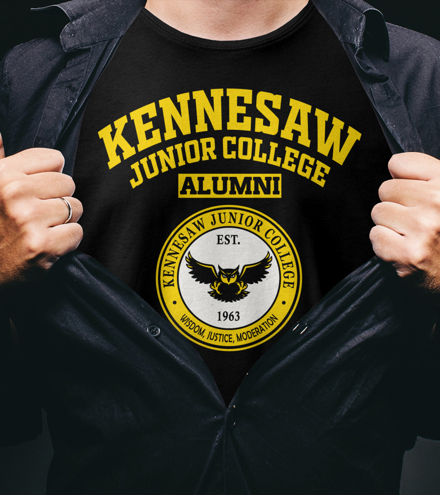 Kennesaw Junior College Alumni 1963 Wisdom Justice Moderation Owl T-Shirt