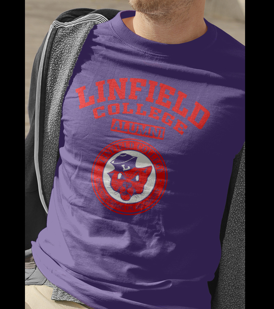 Linfield College Alumni Confido Personal Development Mascot T-Shirt