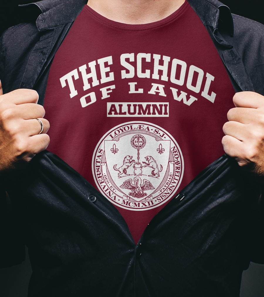 The School Of Law Alumni Loyola Universitas Seal T-Shirt