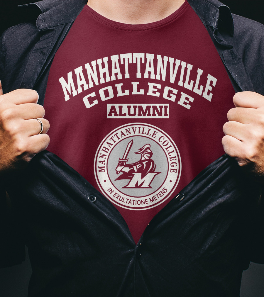 Manhattanville College Alumni In Exultatione Metens T-Shirt