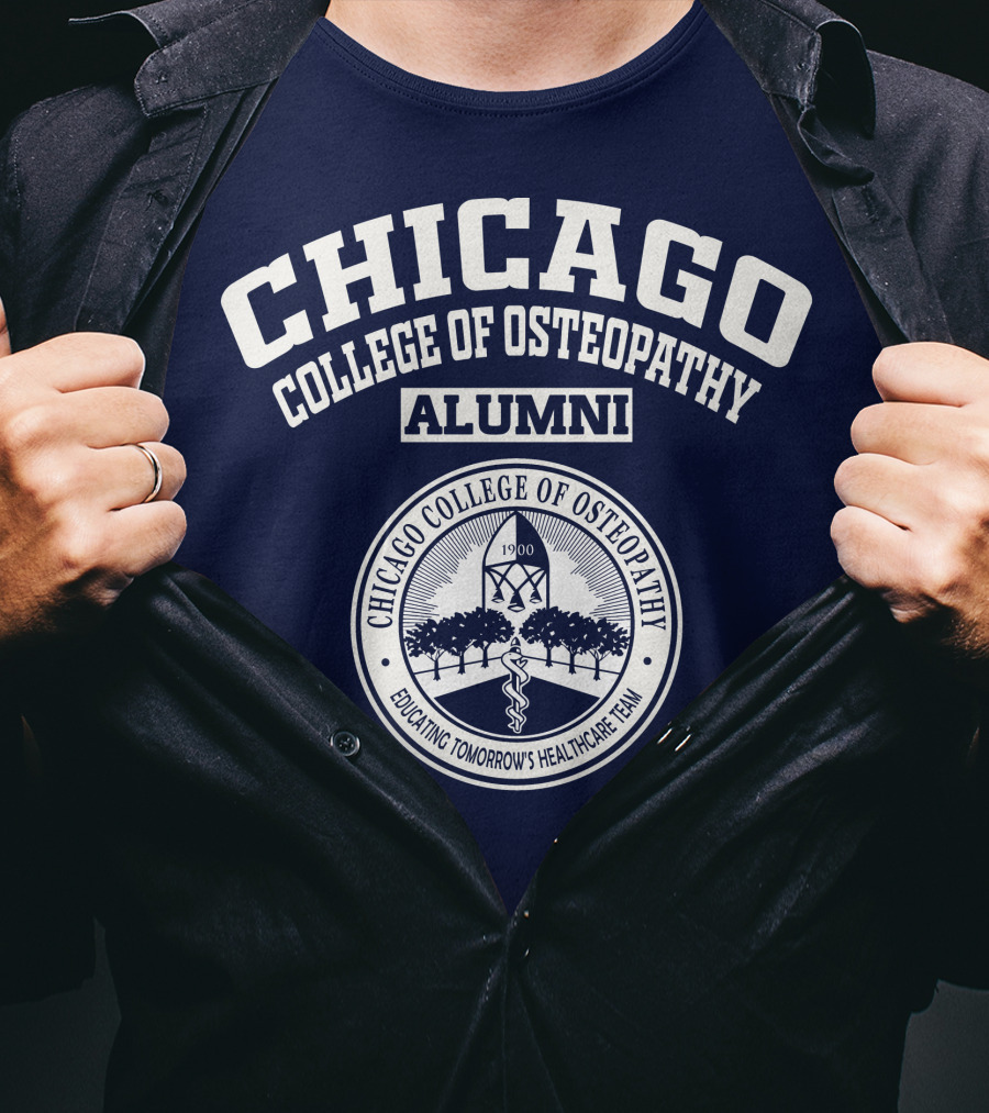 Chicago College Of Osteopathy Alumni Educating Tomorrow's Healthcare Team 1900 T-Shirt
