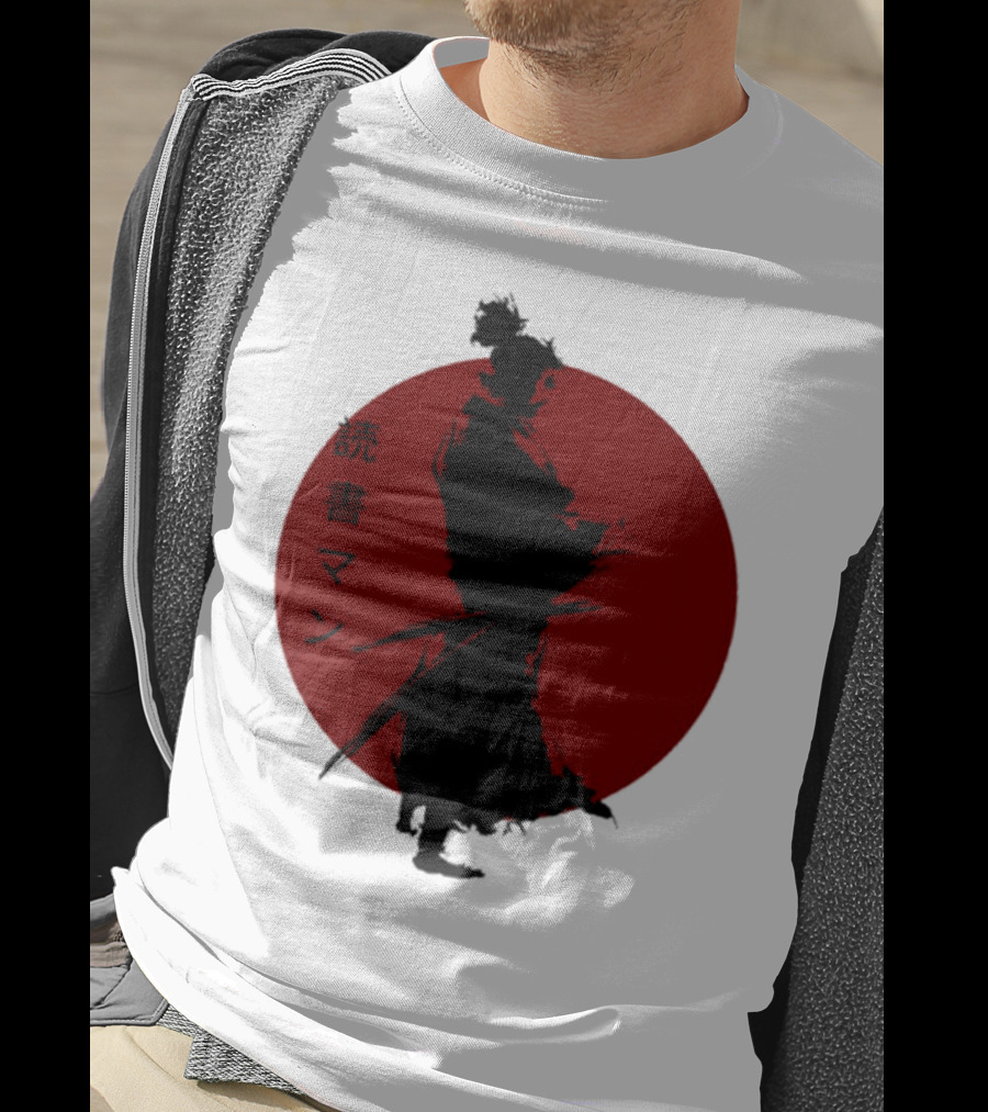 Miyamoto Musashi Samurai Silhouette Red Sun Kanji Reading Man T-Shirt