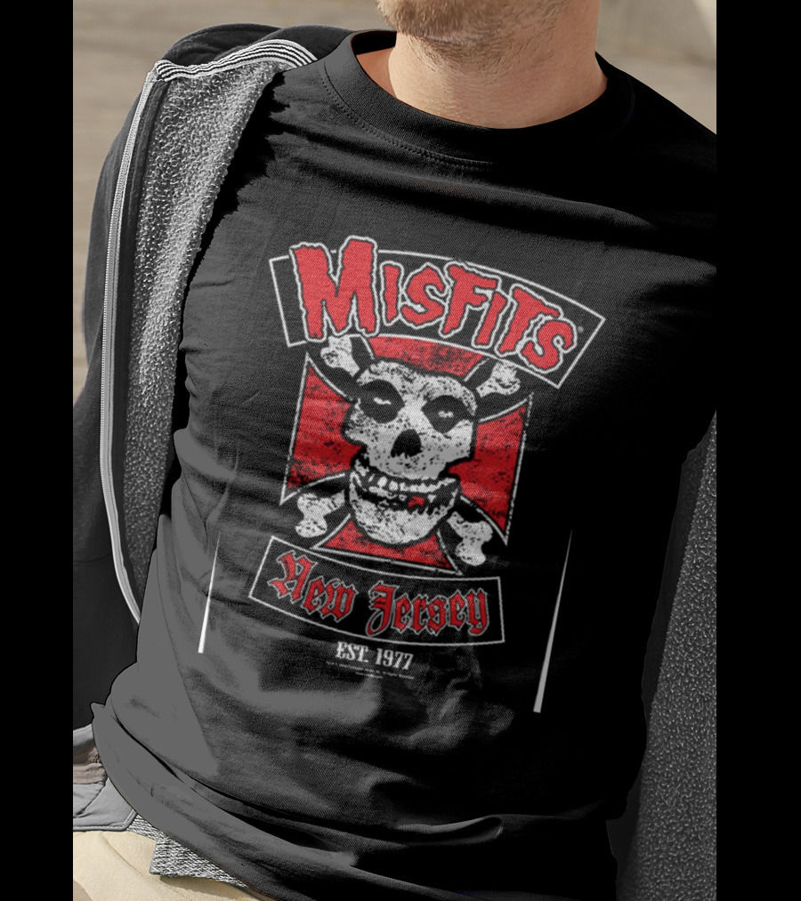 Misfits New Jersey Skull EST. 1977 Biker Cross T-Shirt