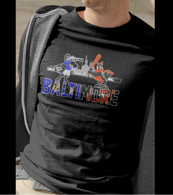 Baltimore Ravens Mascot And Baltimore Orioles Mascot Skyline Baltimore T-Shirt