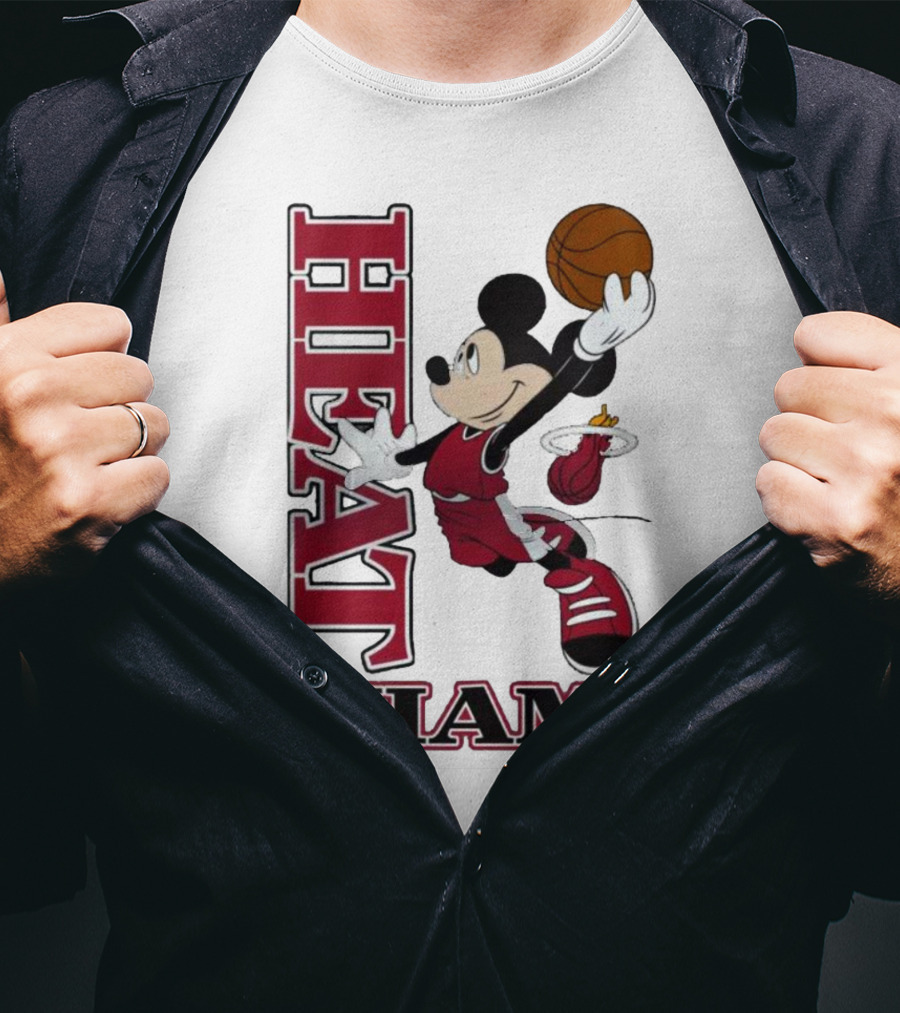 Mickey Mouse Miami Heat NBA Basketball Jumping Dunk T-Shirt