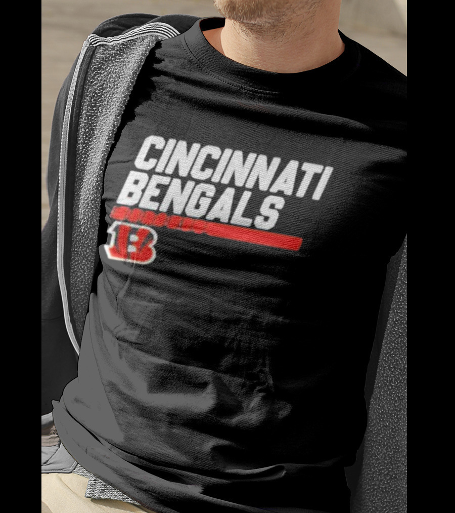 CINCINNATI BENGALS MODEST 13 T-Shirt