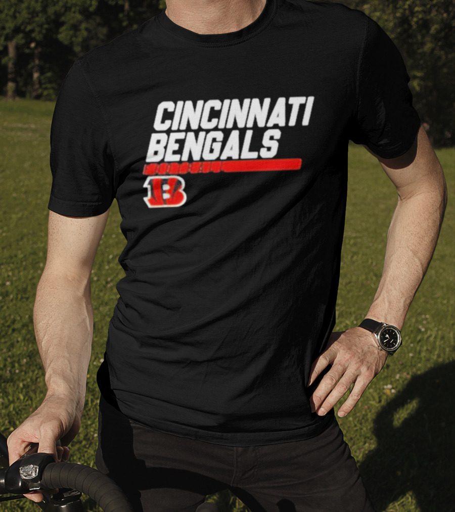 CINCINNATI BENGALS MODEST 13 T-Shirt