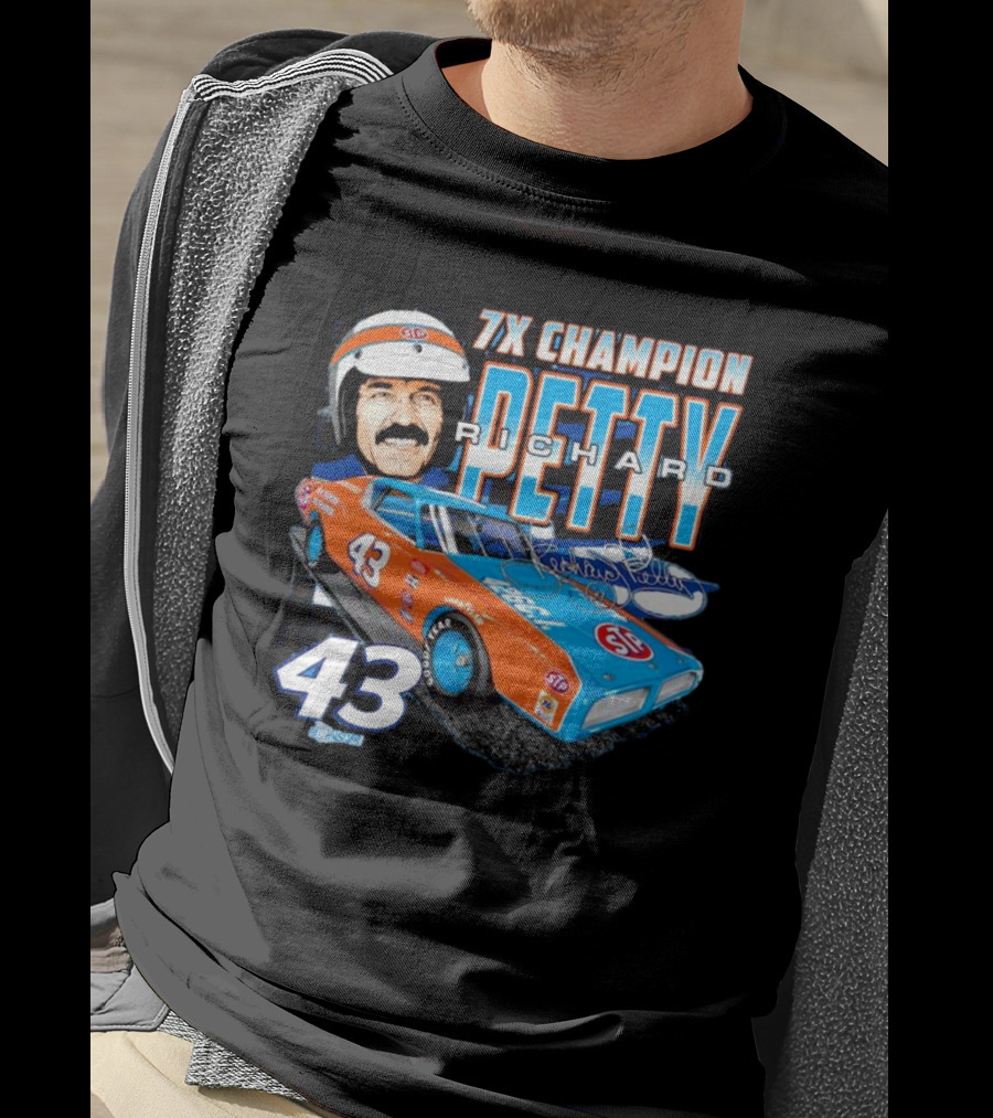 7X Champion Richard Petty Number 43 Car Racing LEGACY Motor Club Team Collection T-Shirt