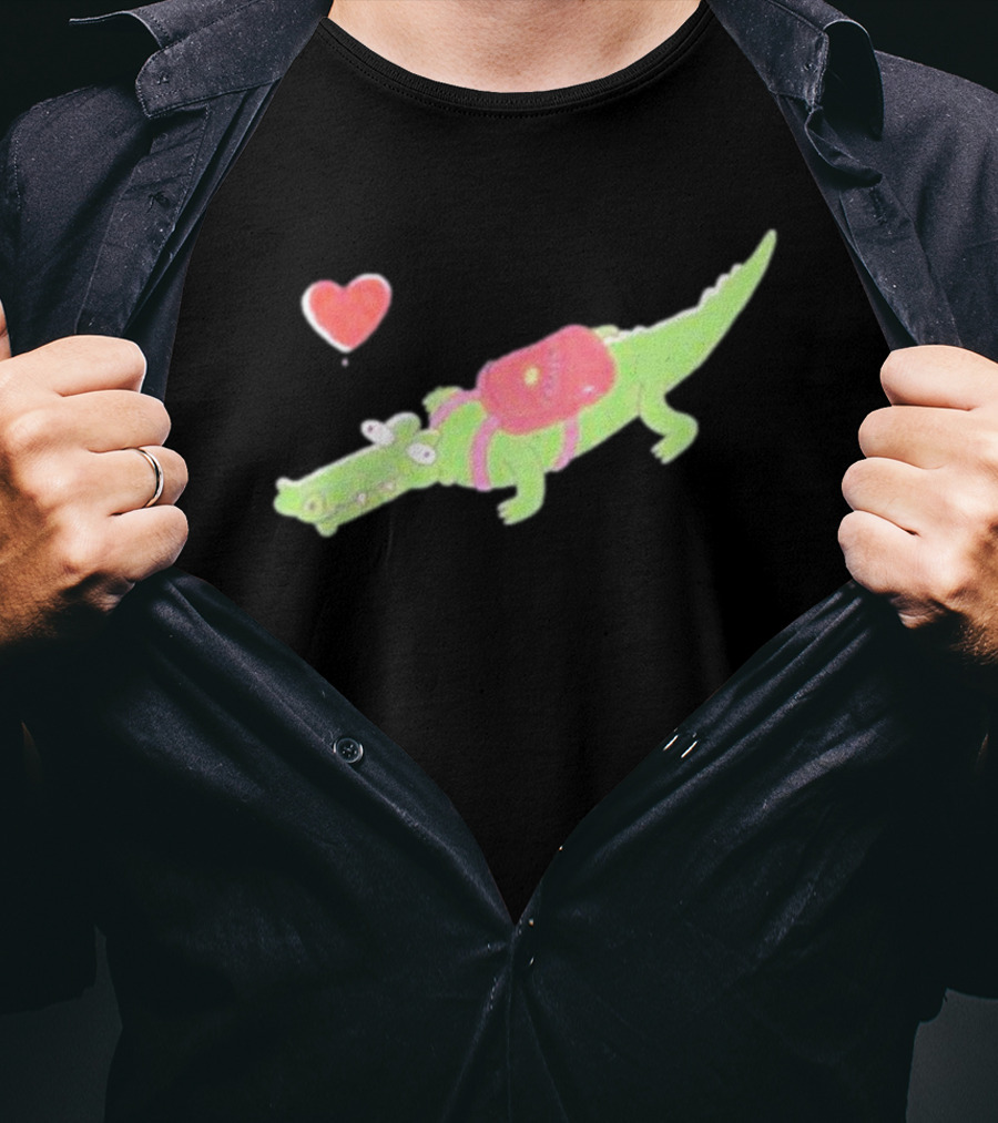 Carter Kench Merch The Carter Crocodile With Heart And Backpack T-Shirt