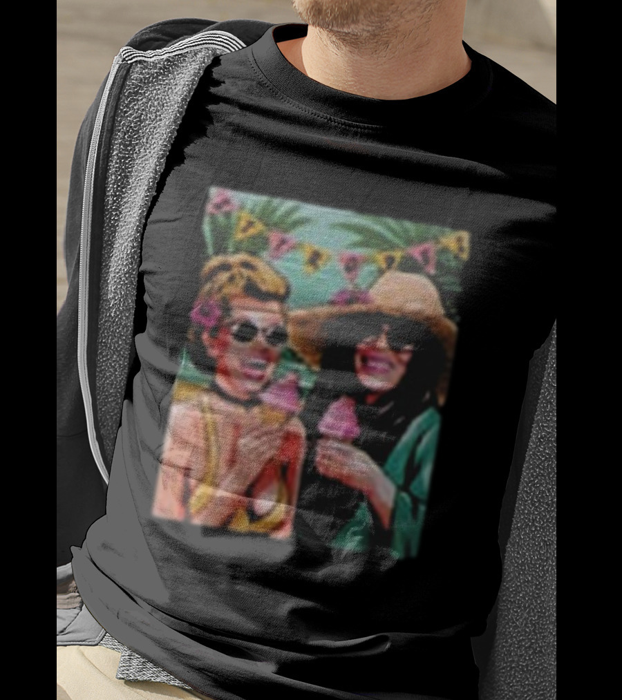 St Tropez Ice Cream Smiles Sunglasses And Sunhats T-Shirt