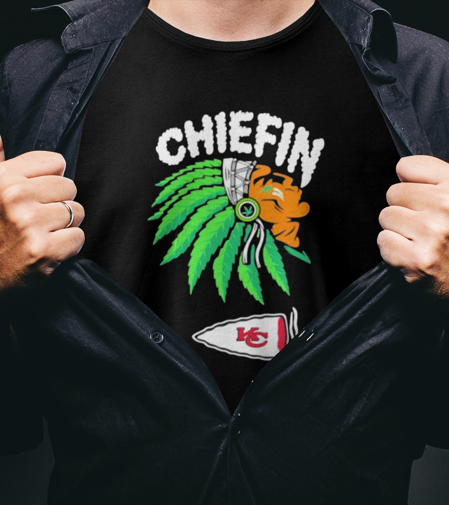 Kansas City Chiefs Chiefin Native Headdress Football T-Shirt