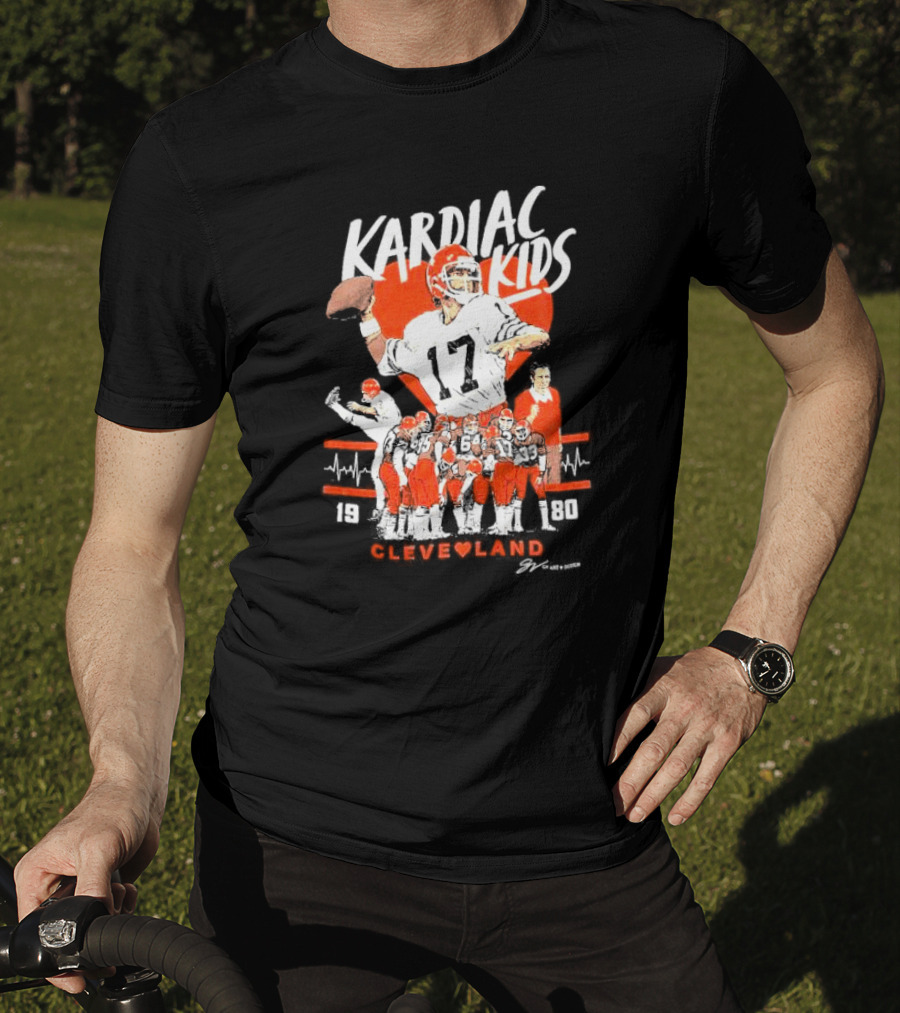 Kardiac Kids 1980 Cleveland Football Team Retro Quarterback Number 17 Sports Nostalgia T-Shirt
