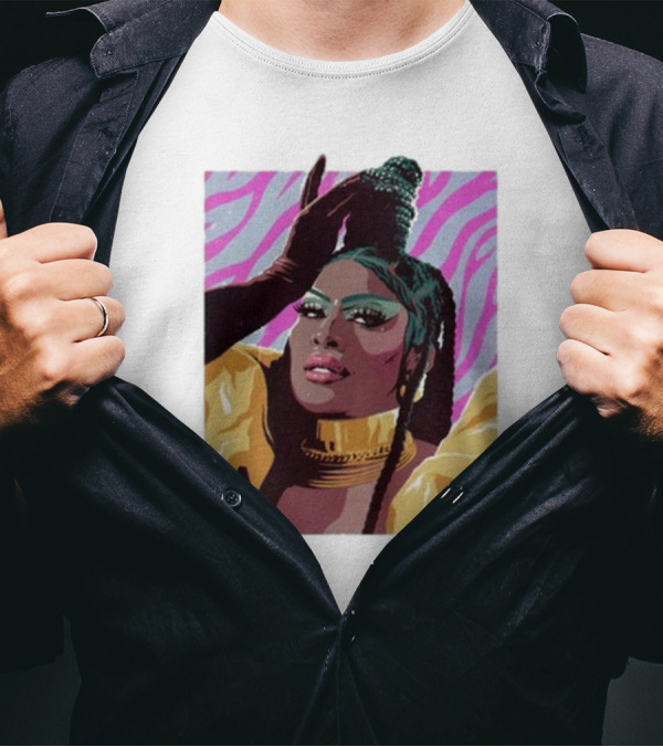 Kween Kong Pop Art Illustration With Bold Colors And Striking Pose T-Shirt