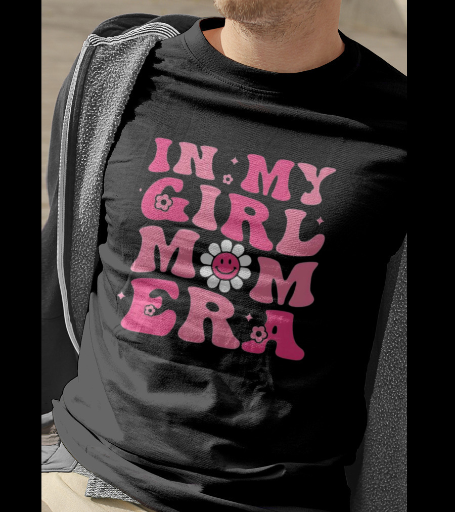In My Girl Mom Era Pink Retro Flower Power T-Shirt