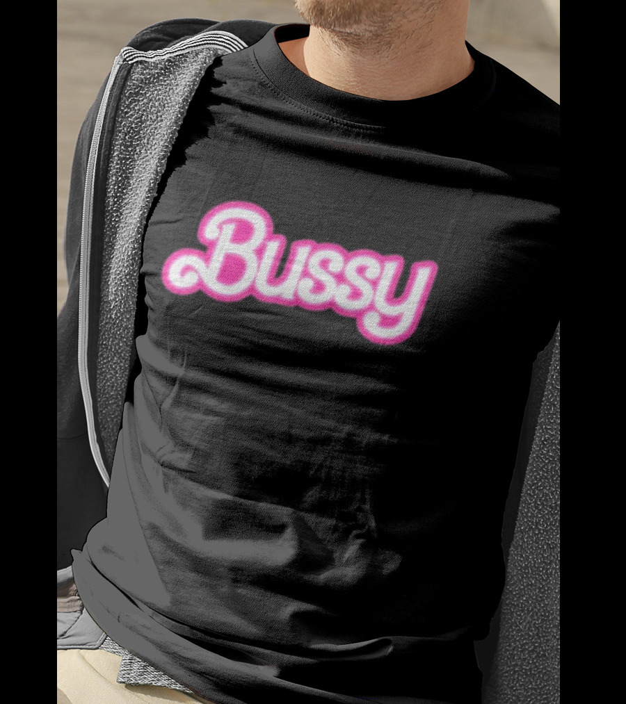 Bussy Barbie New Retro Pink T-Shirt