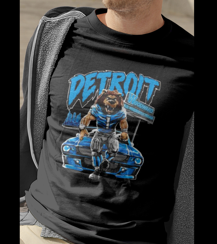 Detroit Woodward All American Road Lion Football Car T-Shirt
