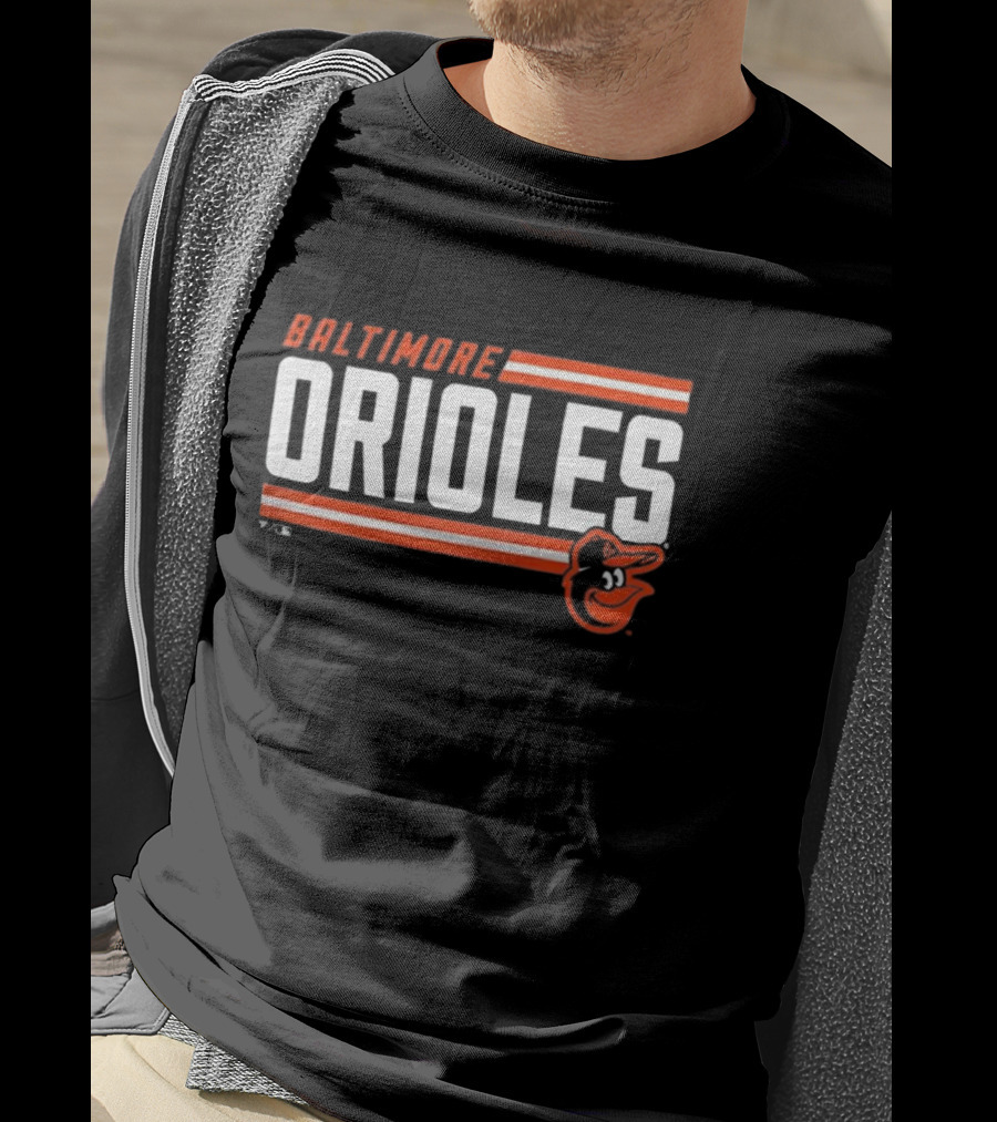 Baltimore Orioles Fanatics Branded Onside Stripe Orioles Logo T-Shirt