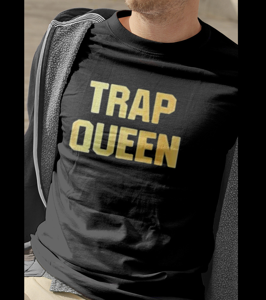 Graeme Barrett Trap Queen Bold Gold Text T-Shirt